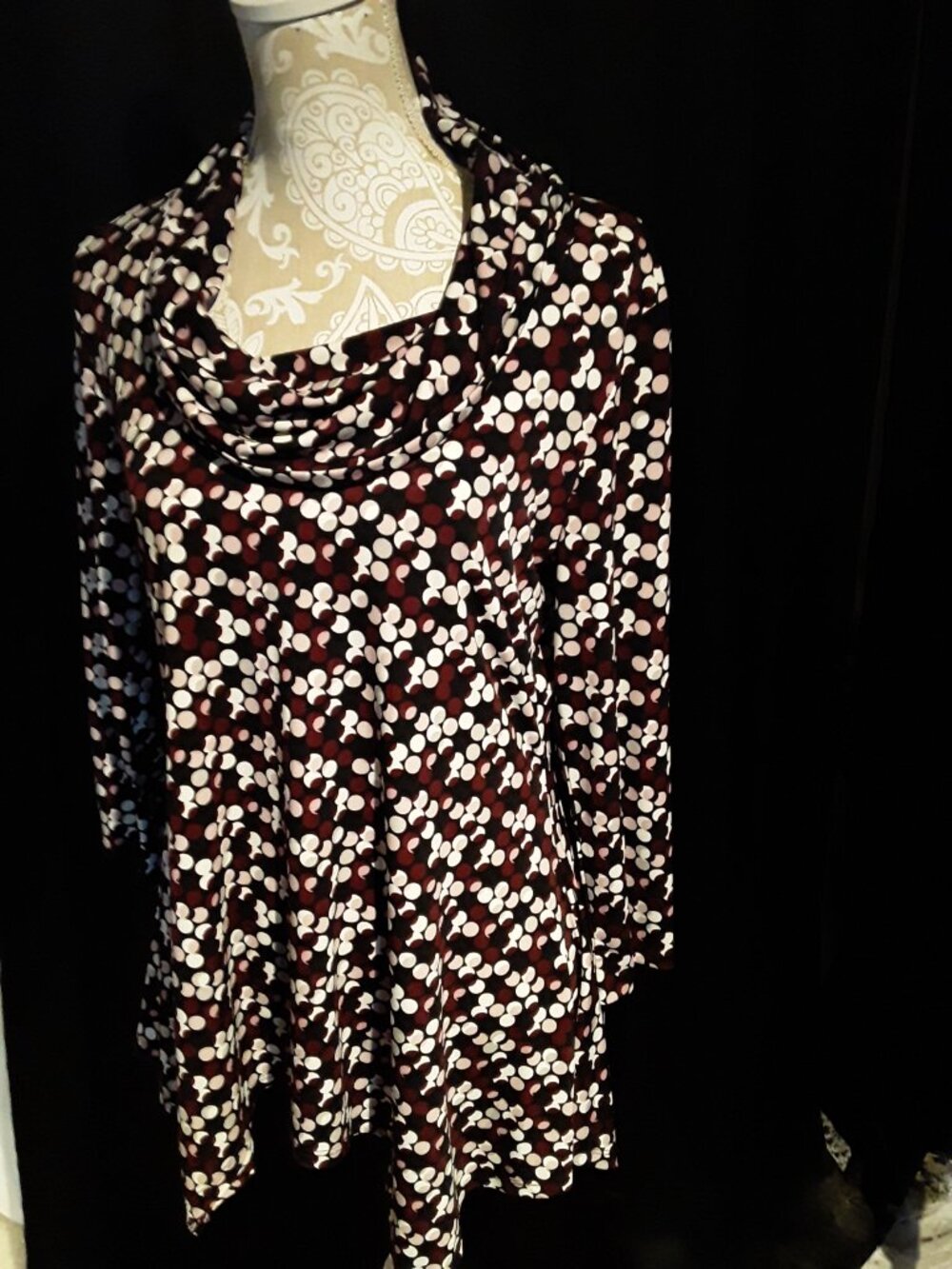 Chaus lovely 3/4 sleeve colorful tunic size L